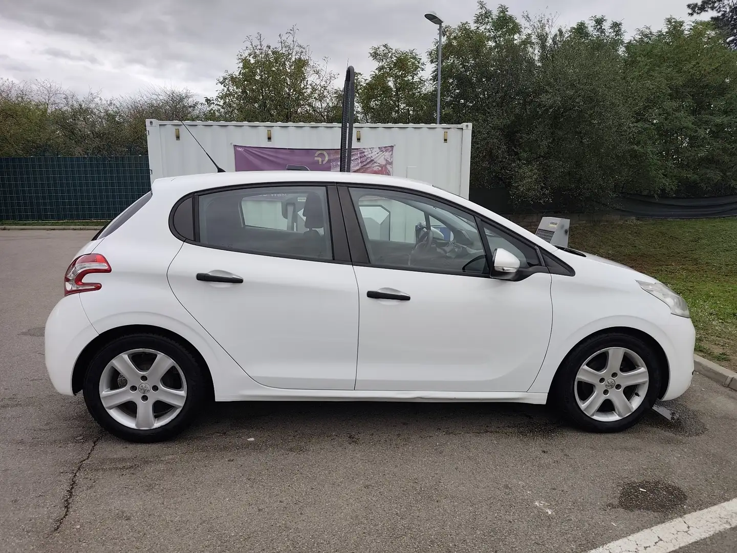 Peugeot 208 HDi 68 Access - 2