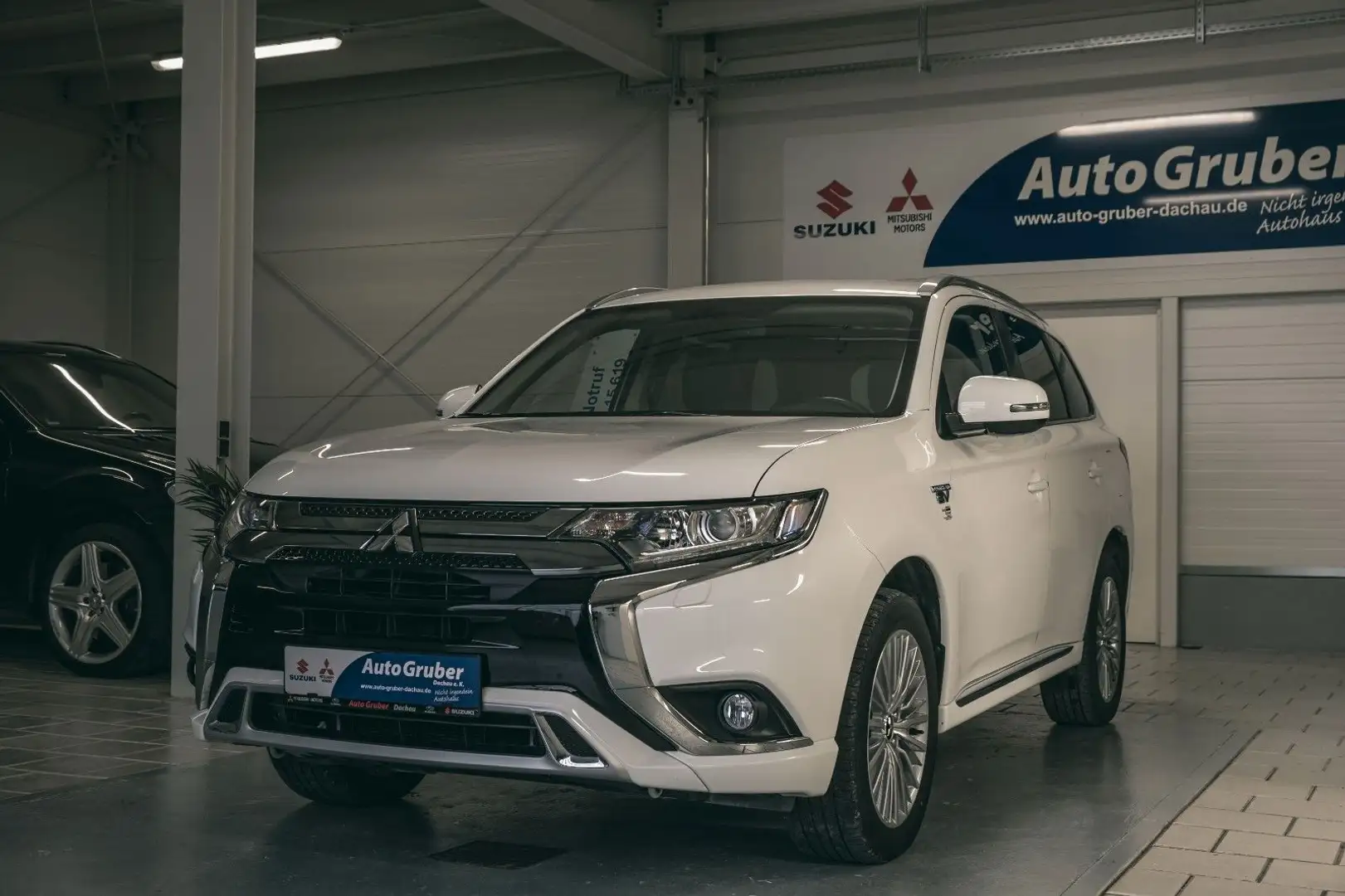 Mitsubishi Outlander 4WD Kamera*Sthz*Klima* Weiß - 2