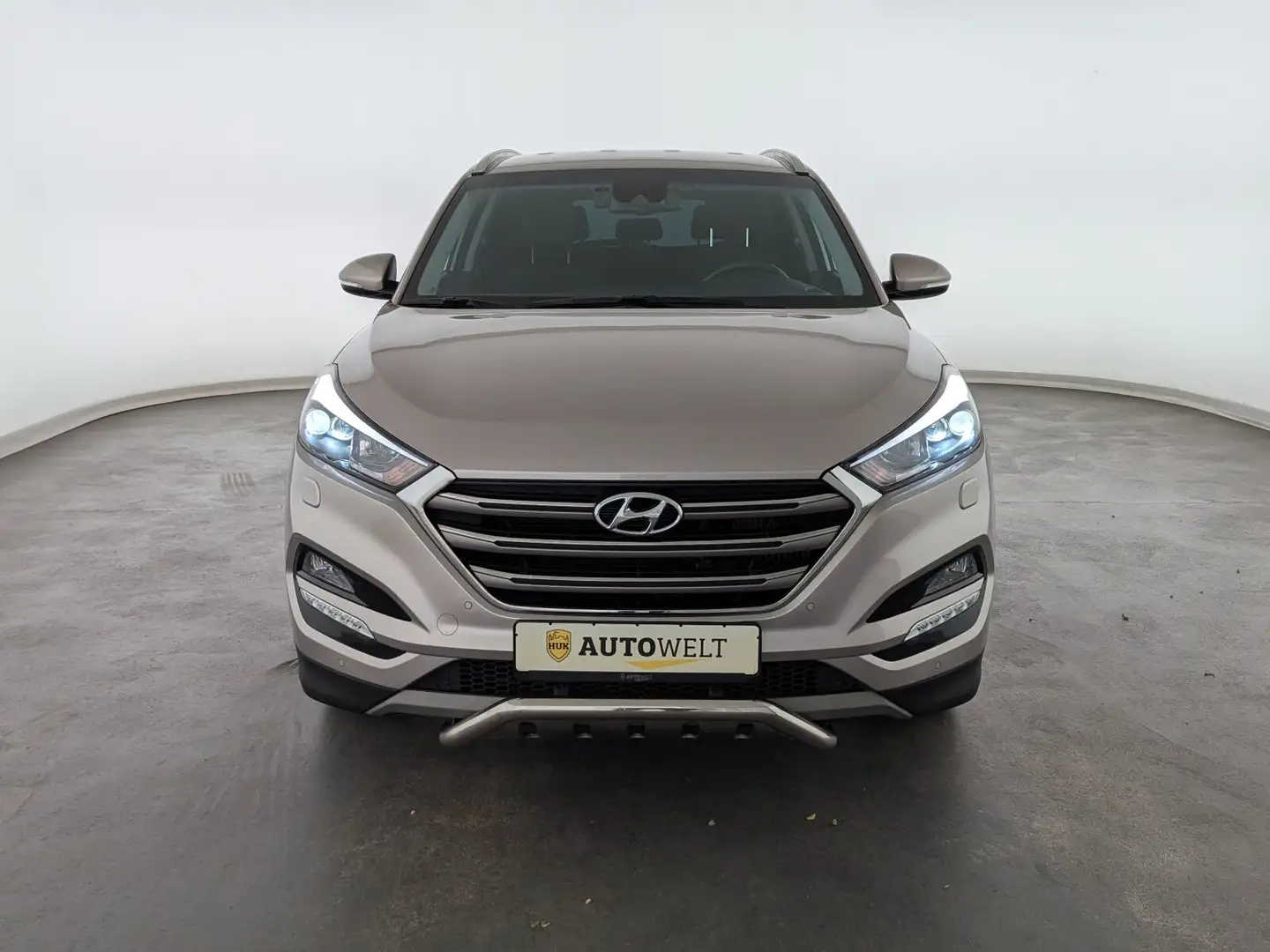 Hyundai TUCSON Tucson 2.0 CRDi DPF Premium 4WD LED+NAVI+RFK+SHZ Beige - 2
