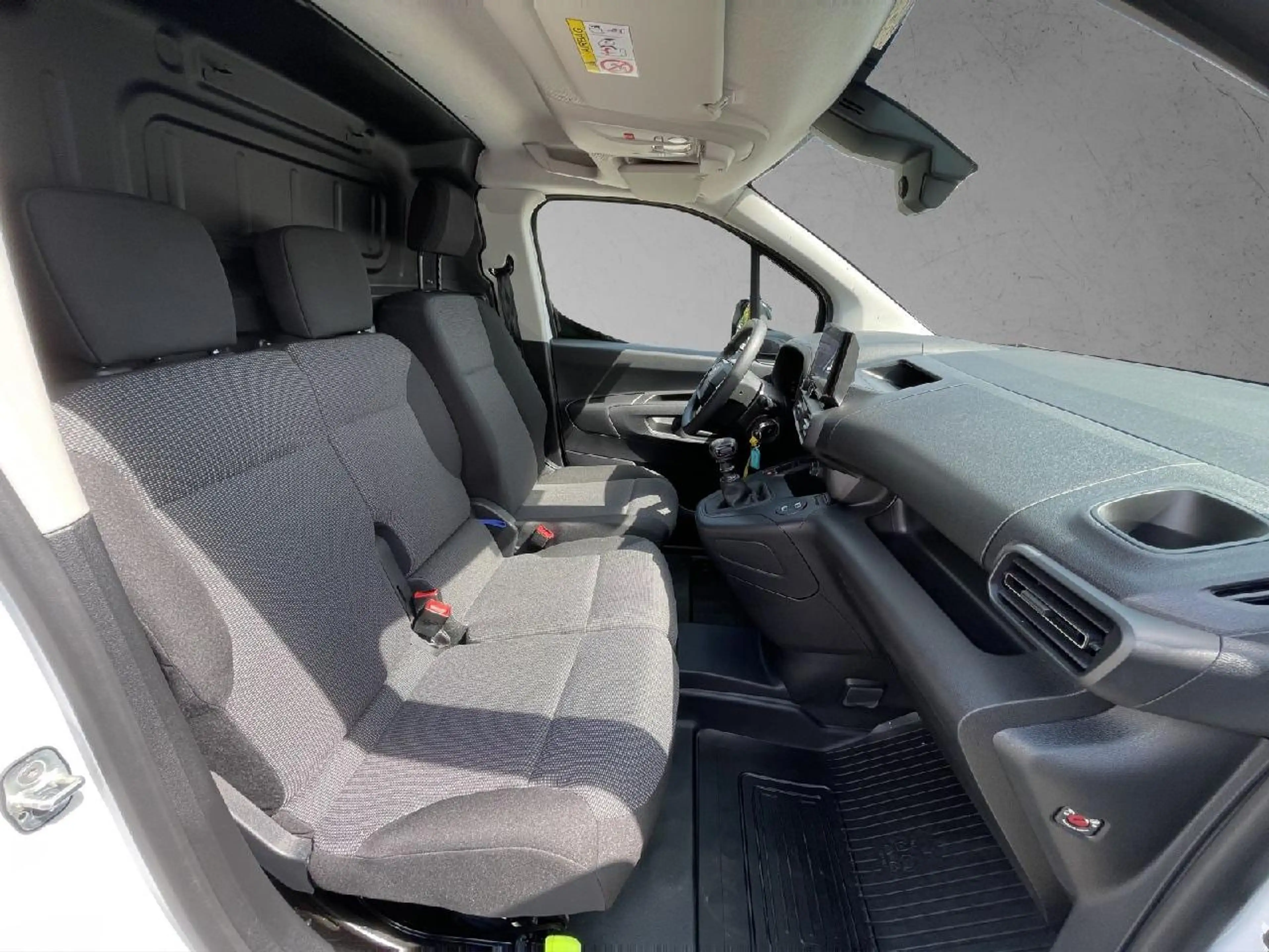 Toyota Proace City L1 Meister — photo 7
