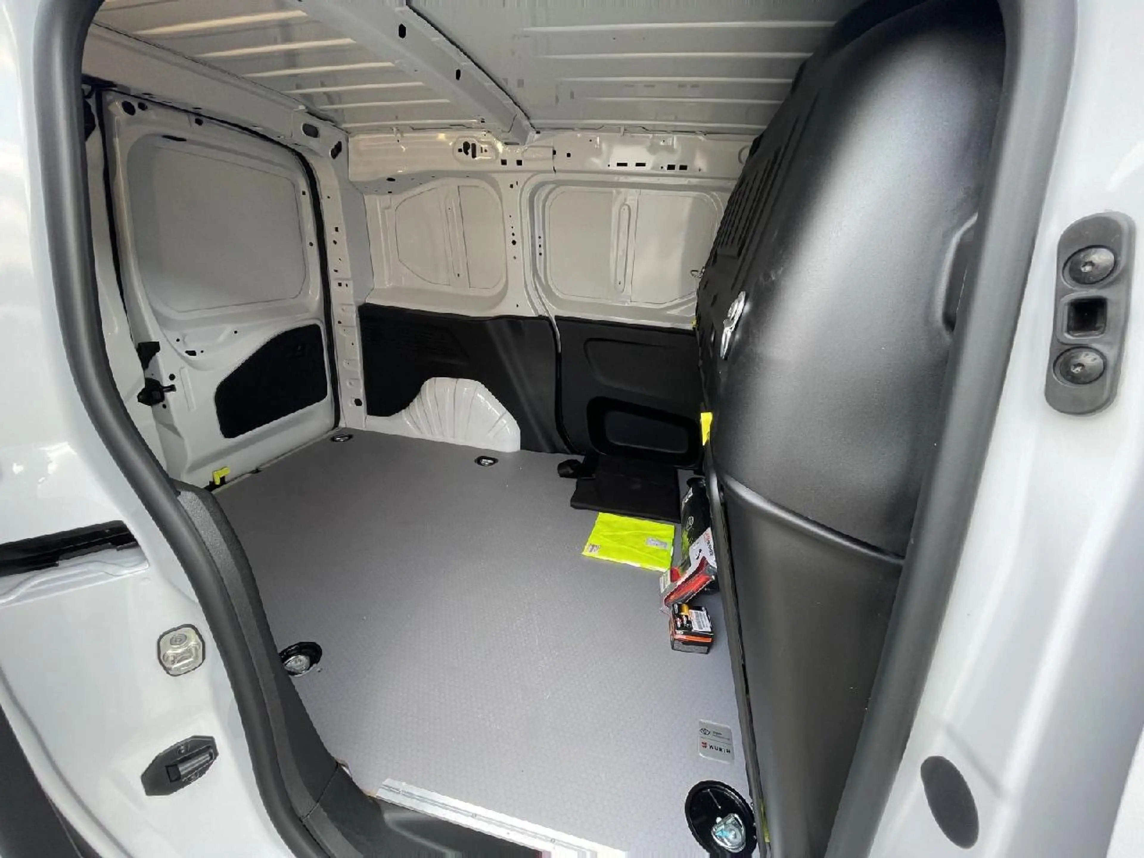 Toyota Proace City L1 Meister — photo 8