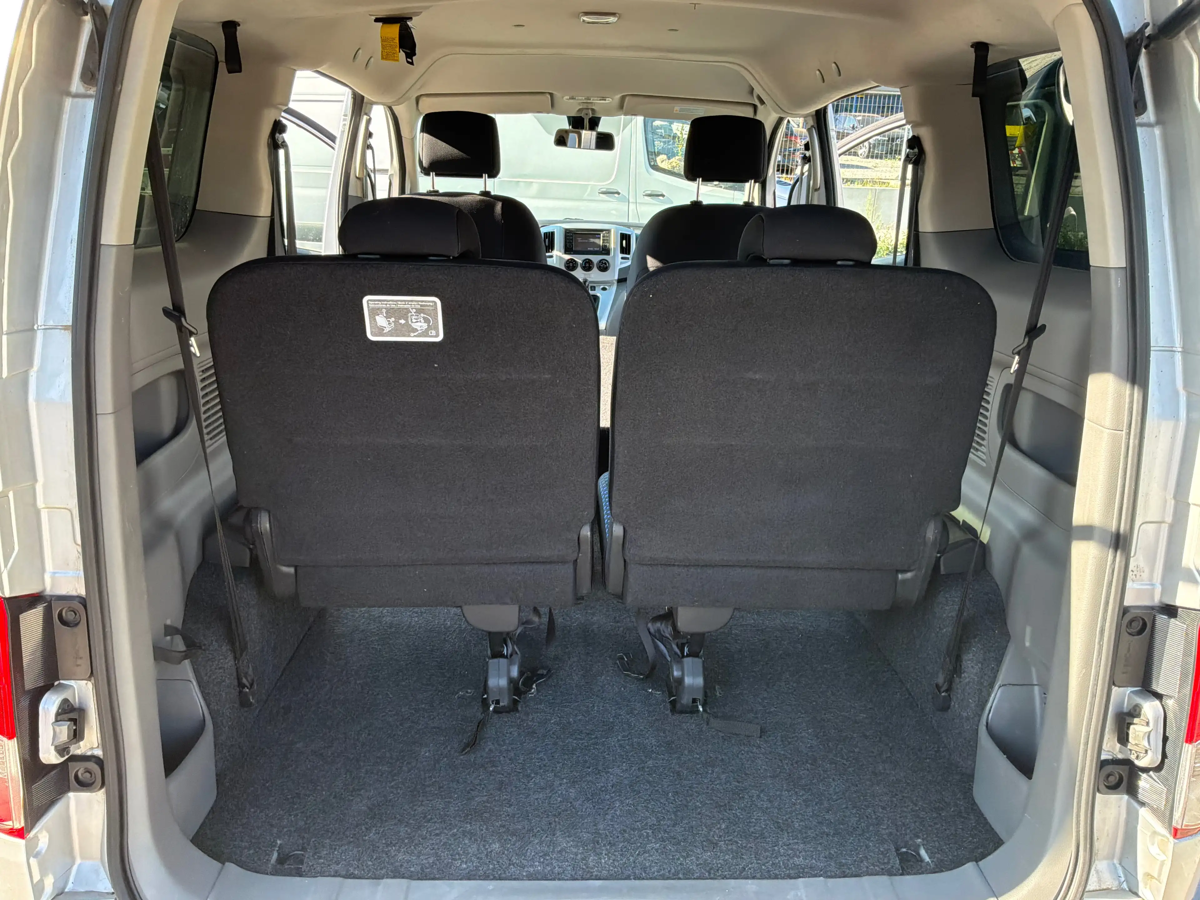 Nissan Evalia Evalia Tekna — photo 13