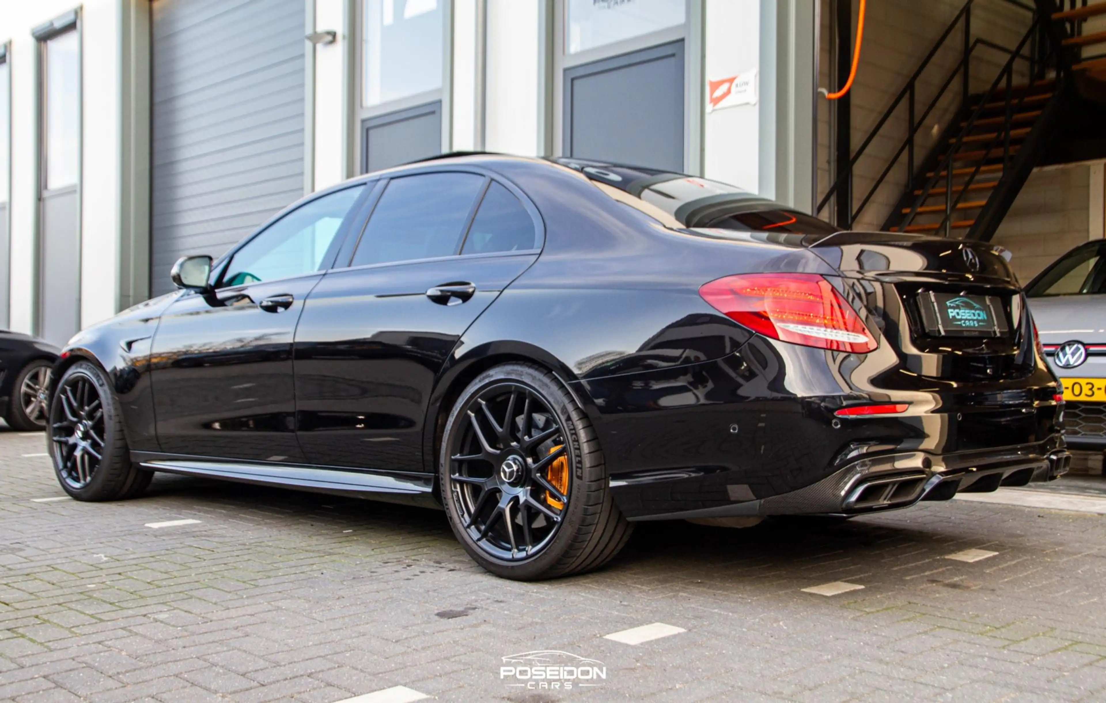 Mercedes-Benz E 63 AMG S 4Matic PANO | KERAMISCH | CARBON | KUIPSTOELEN | — photo 4