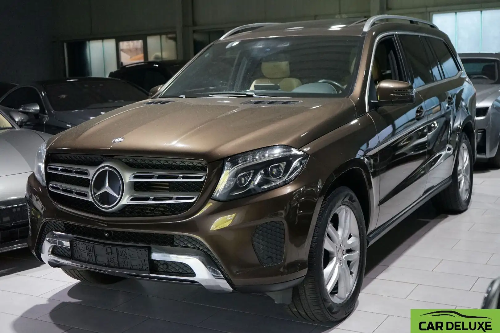 Mercedes-Benz GLS 350 d 4M*7SITZ*GLASDACH*DISTRONIC*AHK*20" Hnědá - 1