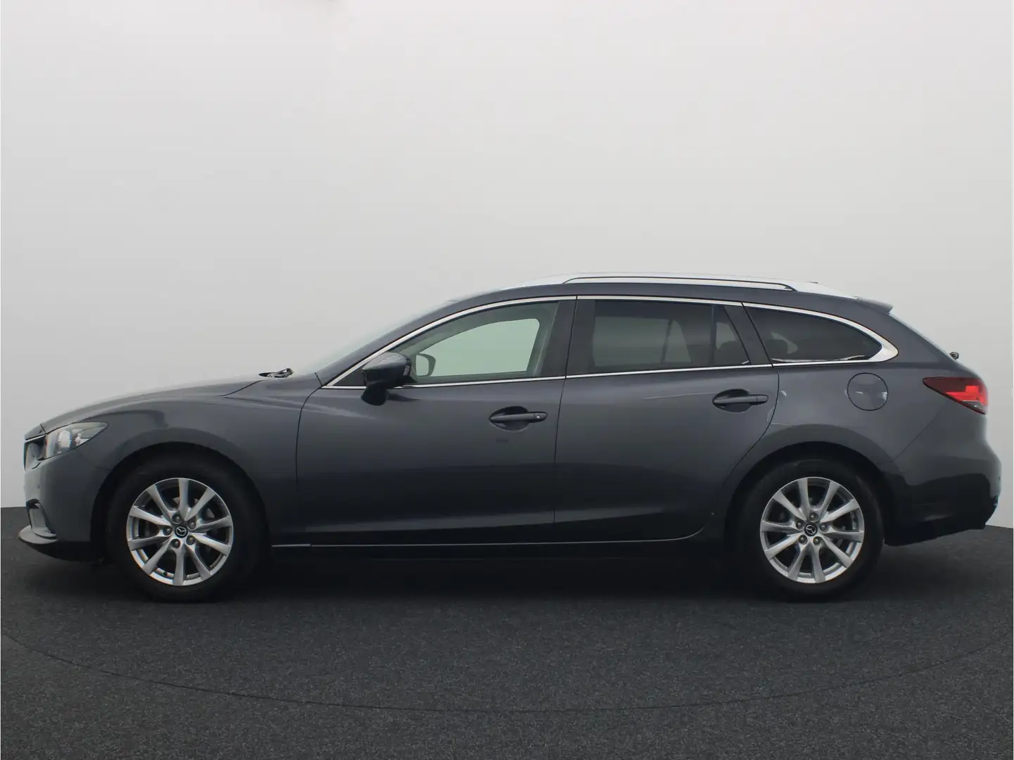 Mazda 6 Sportbreak 2.0 HP TS+ AUTOMAAT / XENON / STOELVERW Grijs - 2