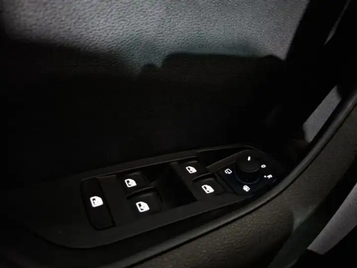 Škoda Karoq 2026, foto 12
