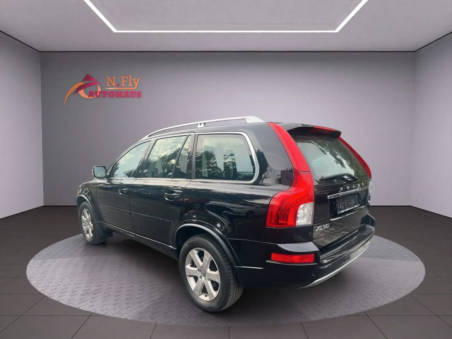 Volvo XC90 D5 *7Sitze*StHz*Zahnriemen+Service+HU neu Schwarz - 2