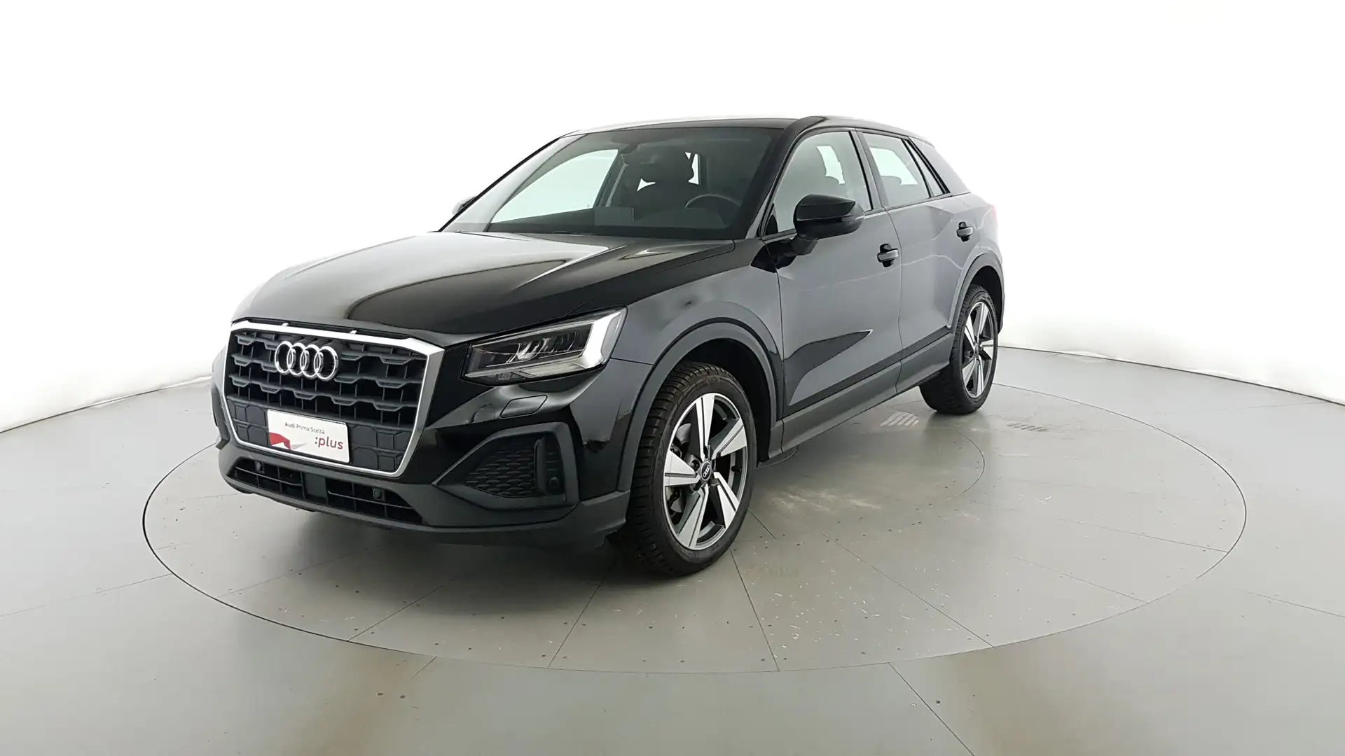 Audi Q2 35 1.5 tfsi Admired s-tronic Schwarz - 1