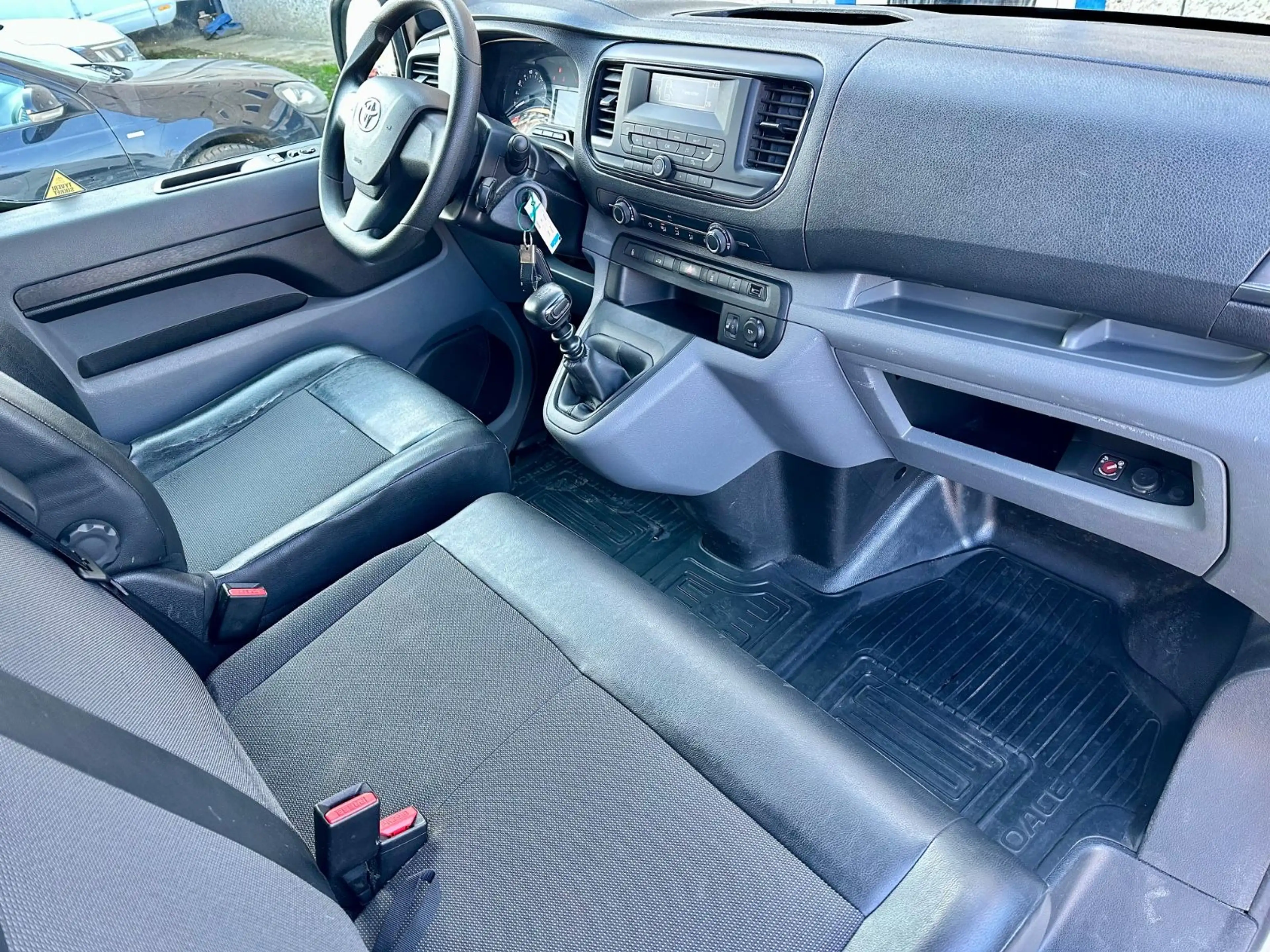Toyota Proace Max Proace L2 Meister Max Klima — photo 9