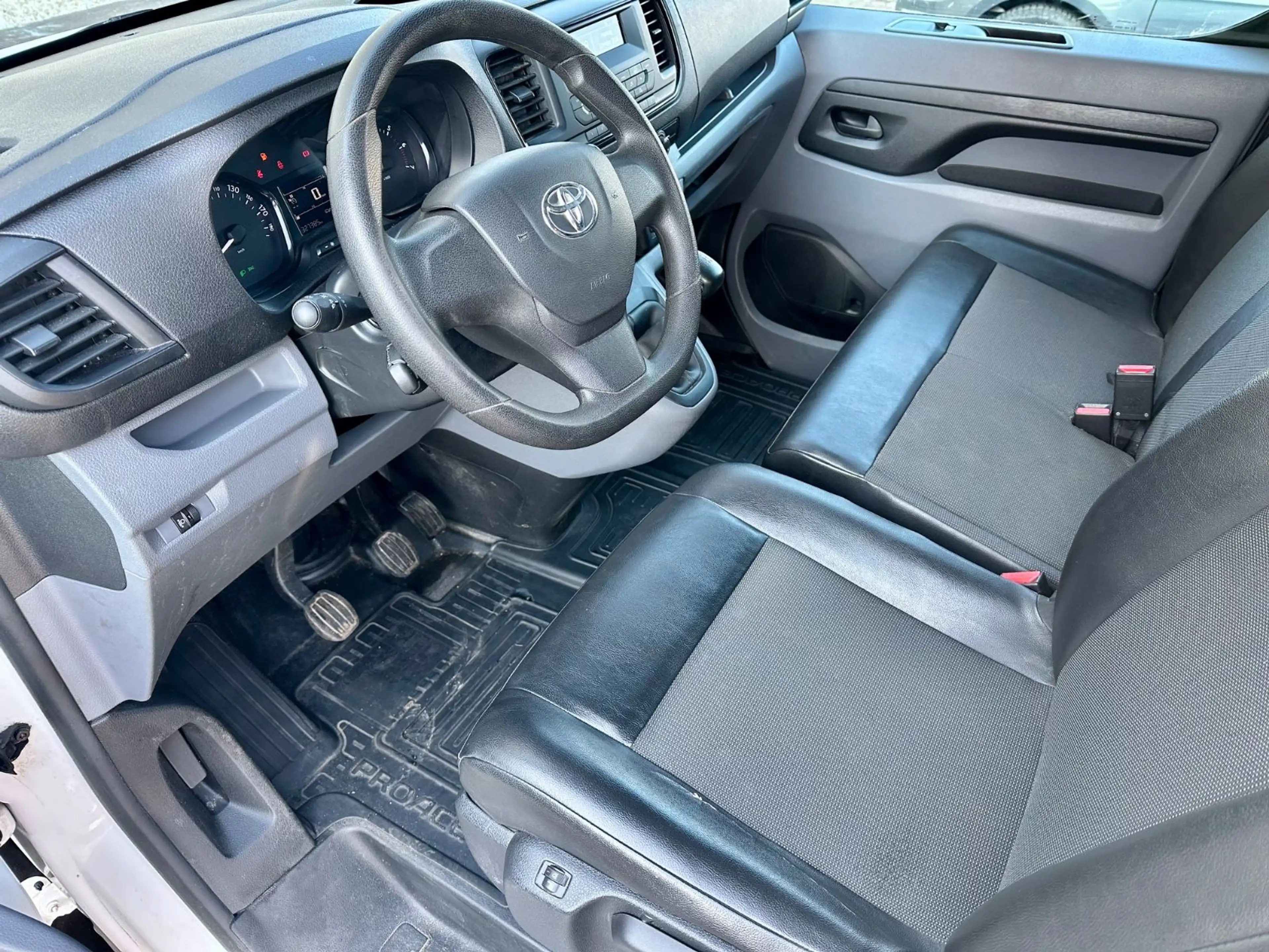 Toyota Proace Max Proace L2 Meister Max Klima — photo 10