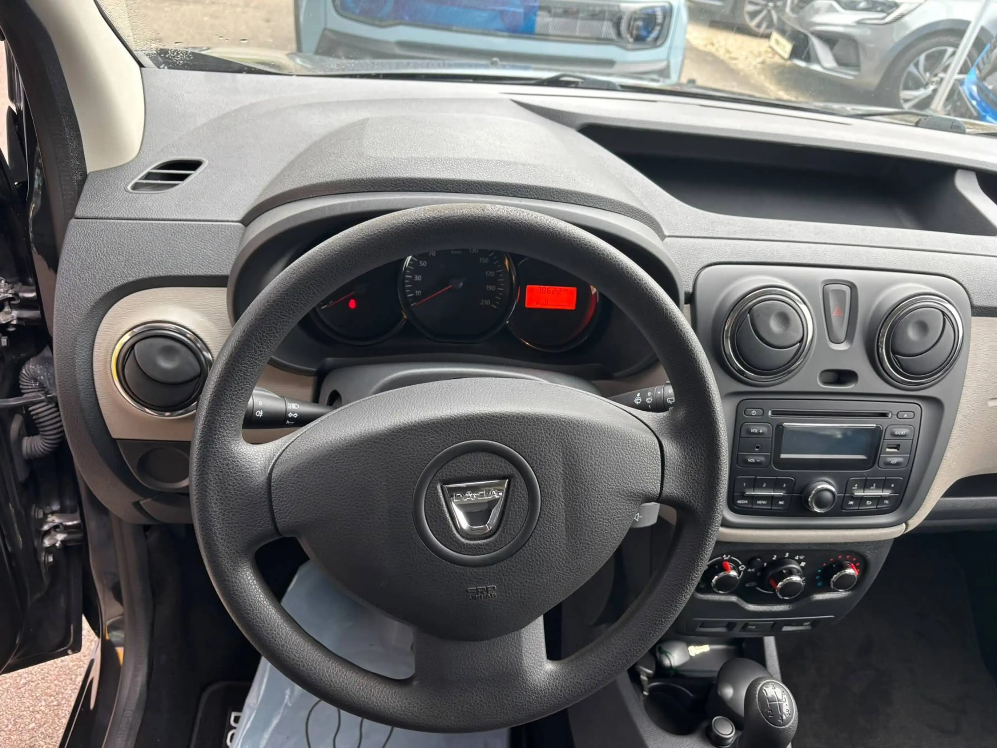 Dacia Dokker 1.6 MPI 85 Ambiance — photo 12