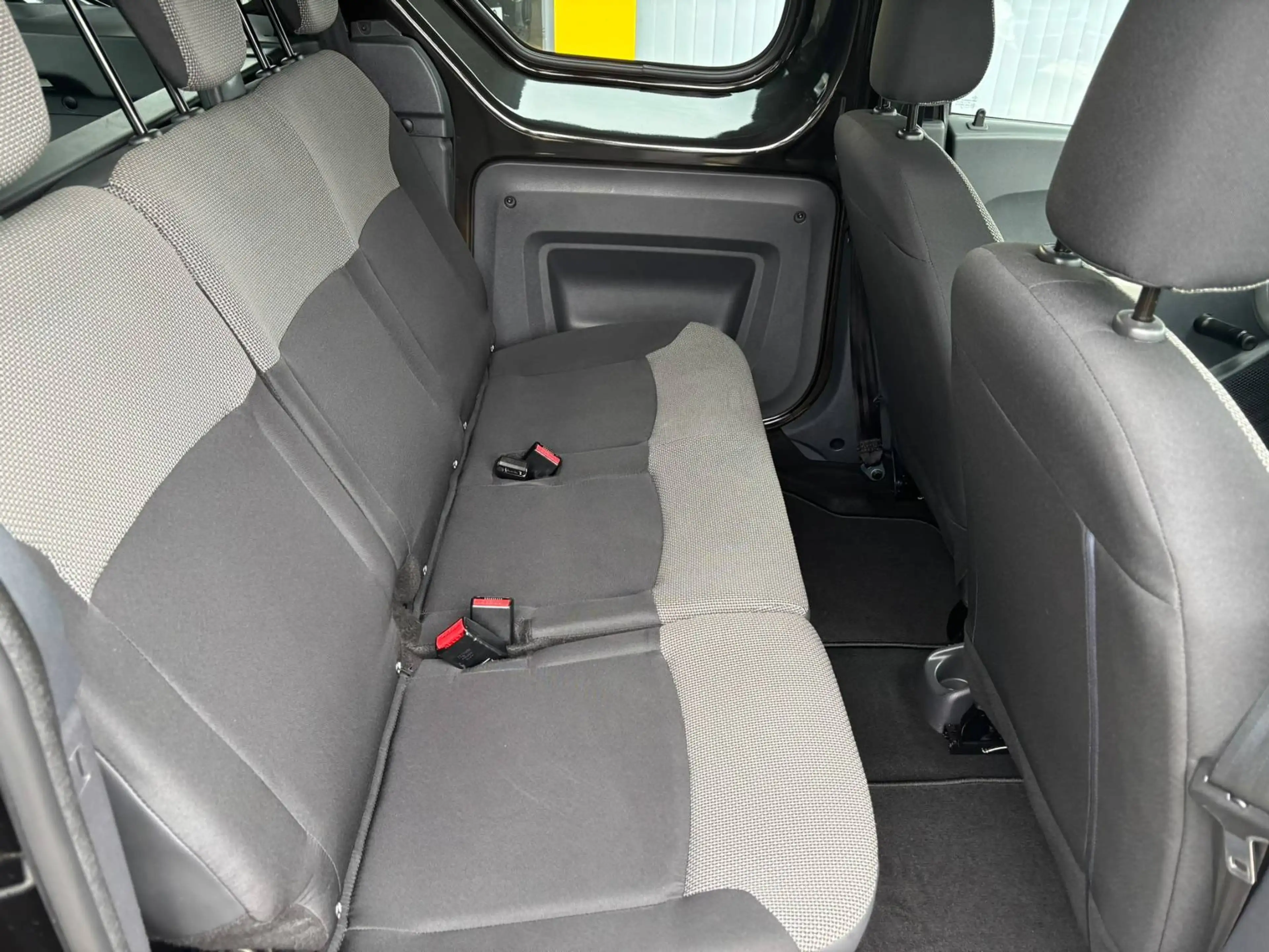 Dacia Dokker 1.6 MPI 85 Ambiance — photo 10