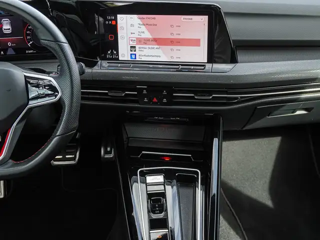 Volkswagen Golf view 12