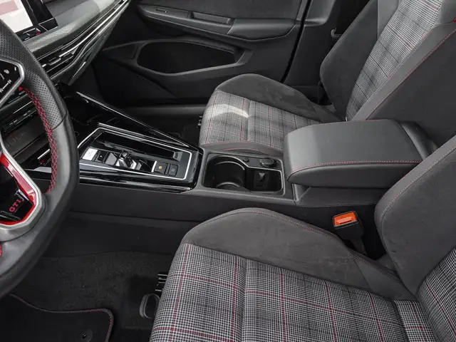 Volkswagen Golf view 14
