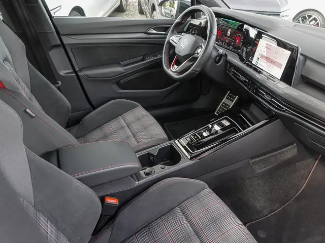 Volkswagen Golf view 8
