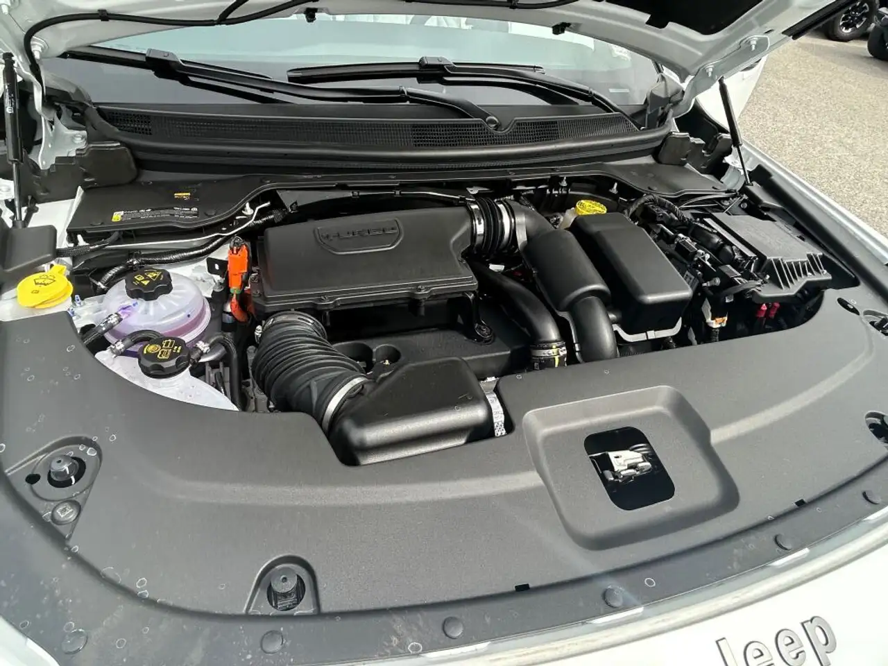 Jeep Cherokee снимка Jeep Cherokee