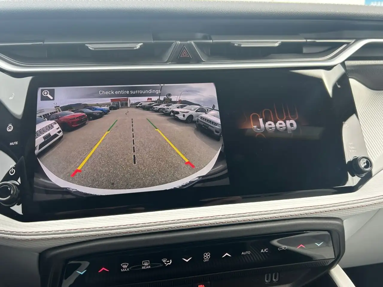 Jeep Cherokee снимка Jeep Cherokee