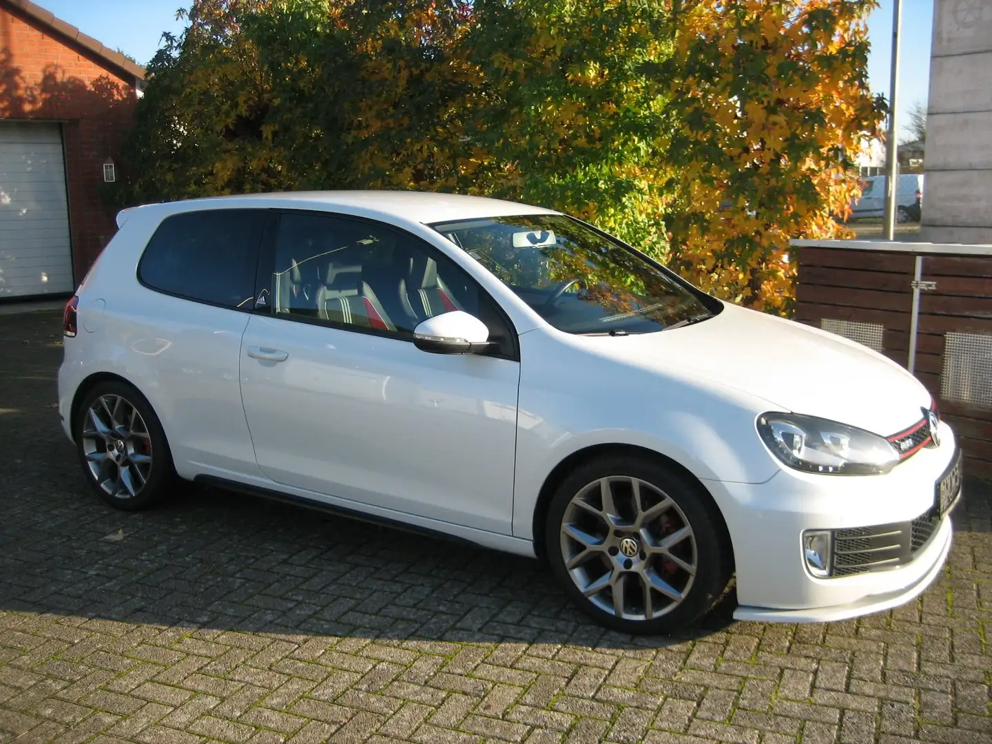 Volkswagen Golf GTI Golf VI 3-Türer 2.0 DSG adidas Weiß - 1