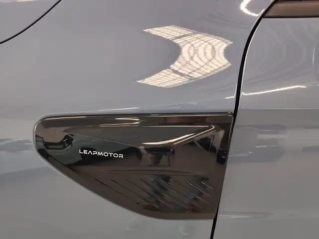 Leapmotor B10 view 10