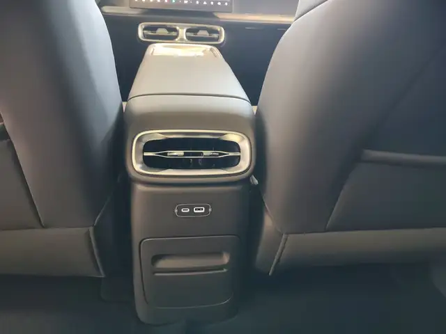Leapmotor B10 view 6