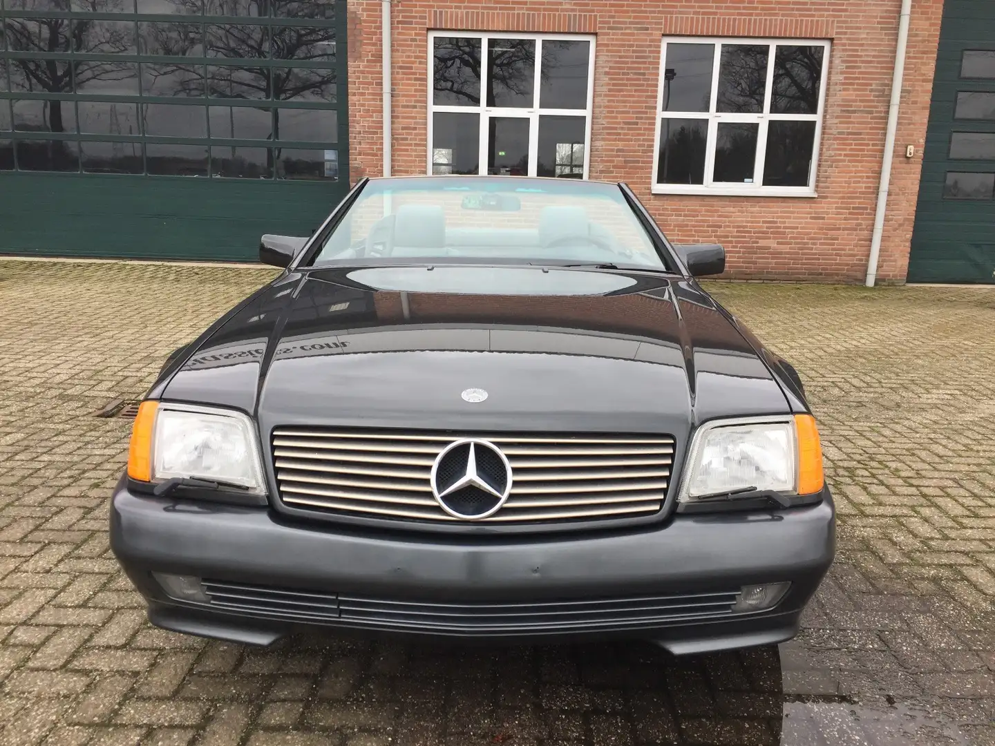 Mercedes-Benz SL 320 - 1