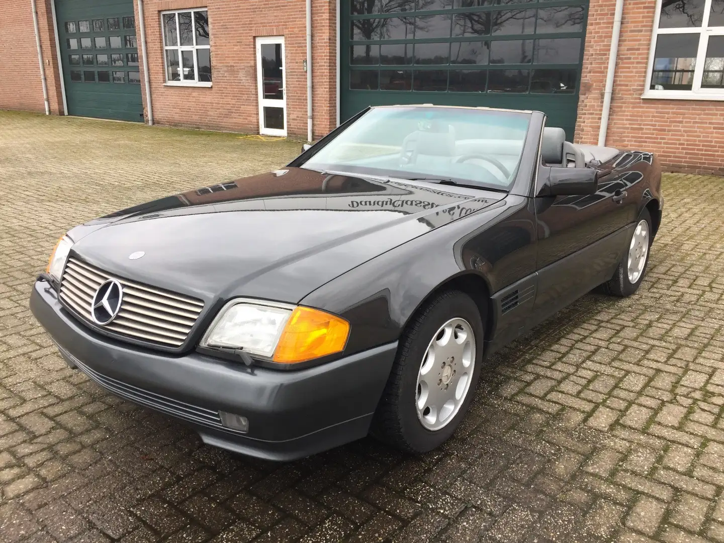 Mercedes-Benz SL 320 - 2
