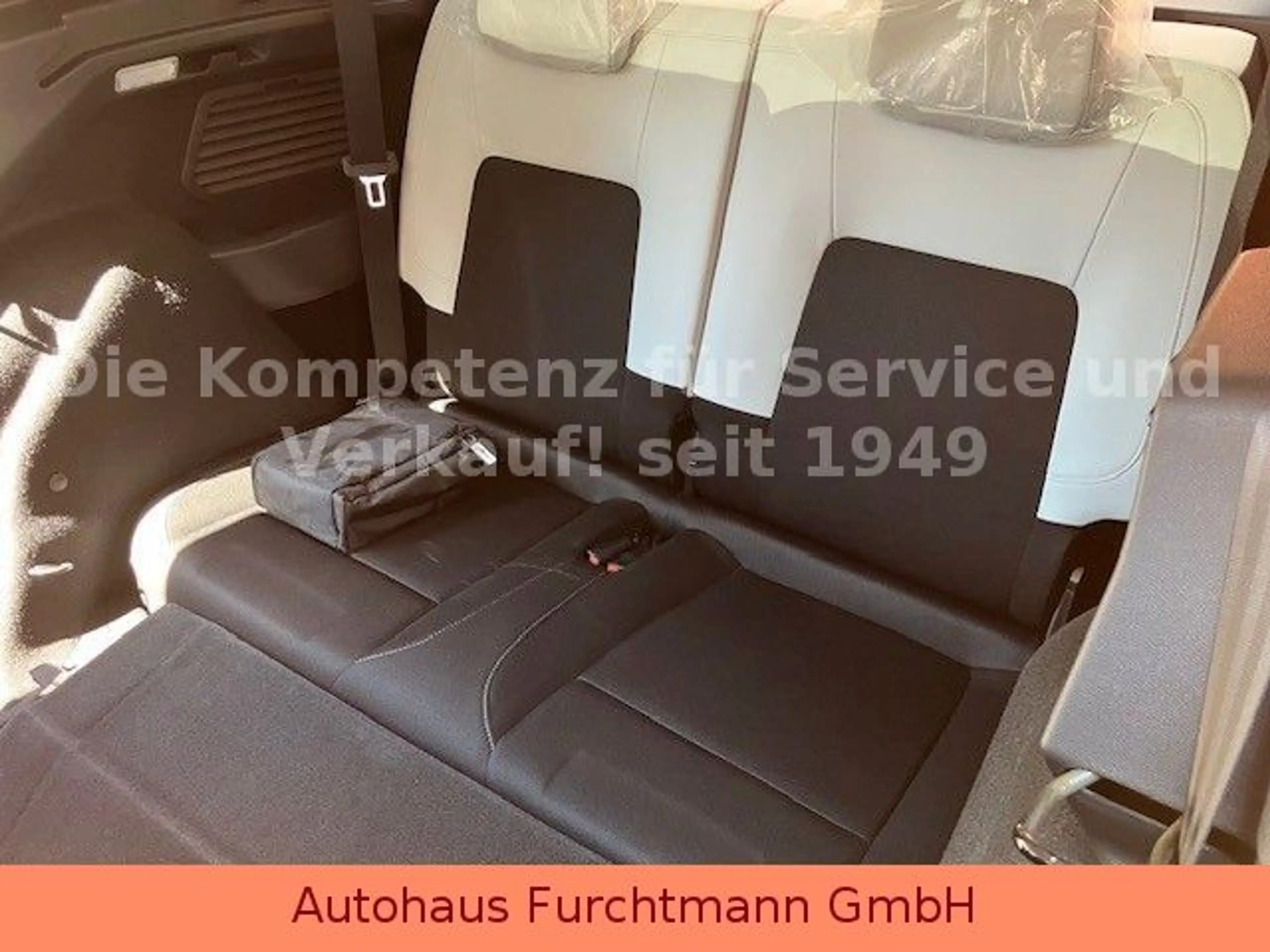 Citroen C3 Aircross Hybrid 145 PLUS e-DCS6 7-Sitzer — photo 12