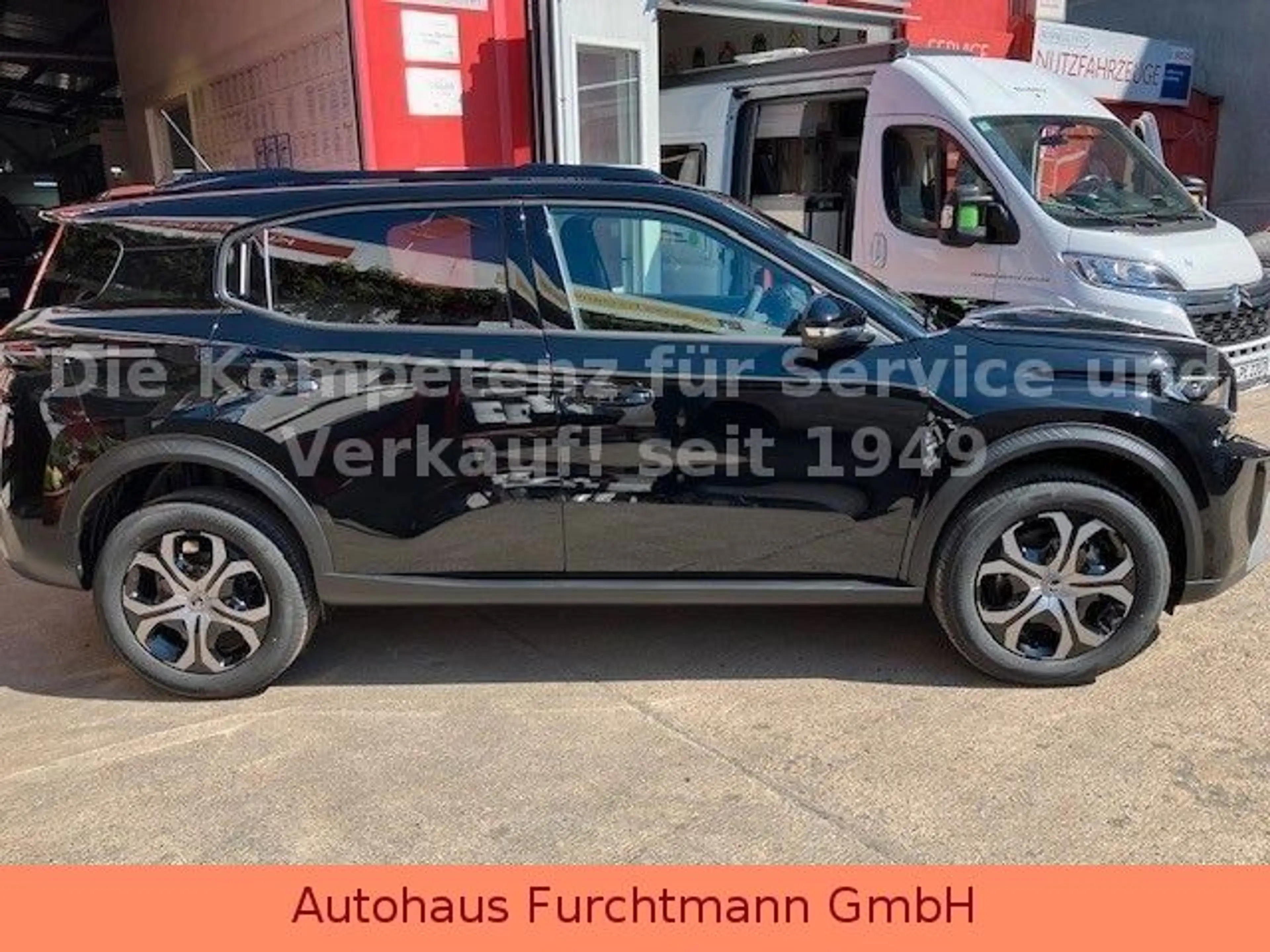 Citroen C3 Aircross Hybrid 145 PLUS e-DCS6 7-Sitzer — photo 2