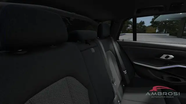 BMW 3 Series view 13