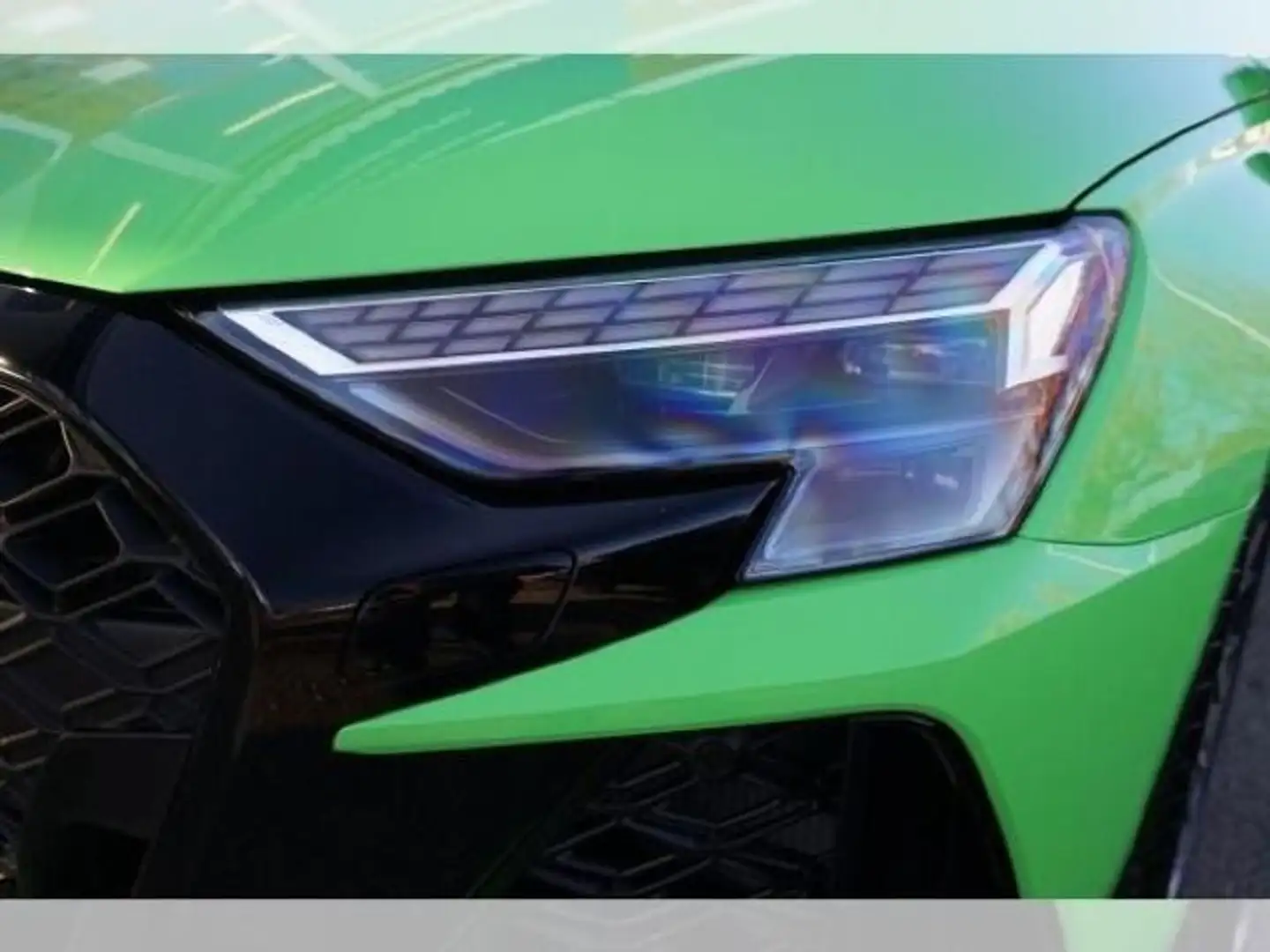 Audi RS3 2.5 TFSI Limousine quattro *Pano*Nav*280kmh Grün - 2