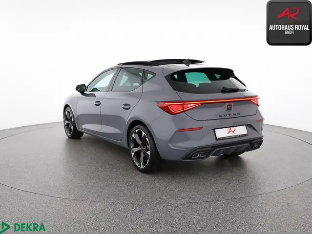 Cupra Leon view 3