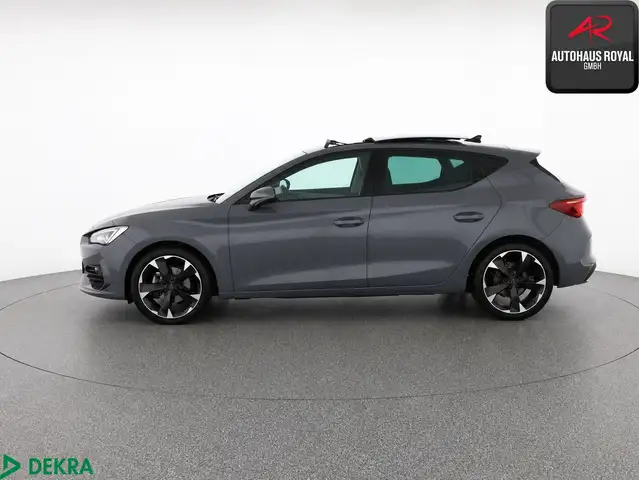 Cupra Leon view 2