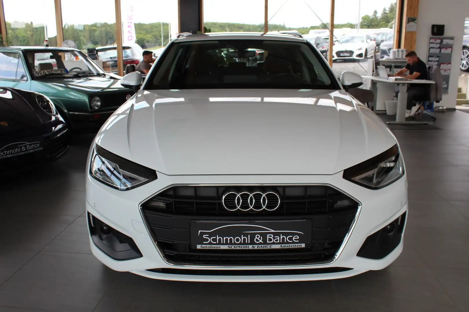 Audi A4 Avant 40 TDI S tronic*NAVI*LED*1.HAND* Weiß - 2