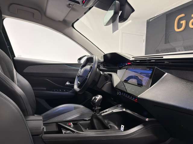 Peugeot 308 — photo 13