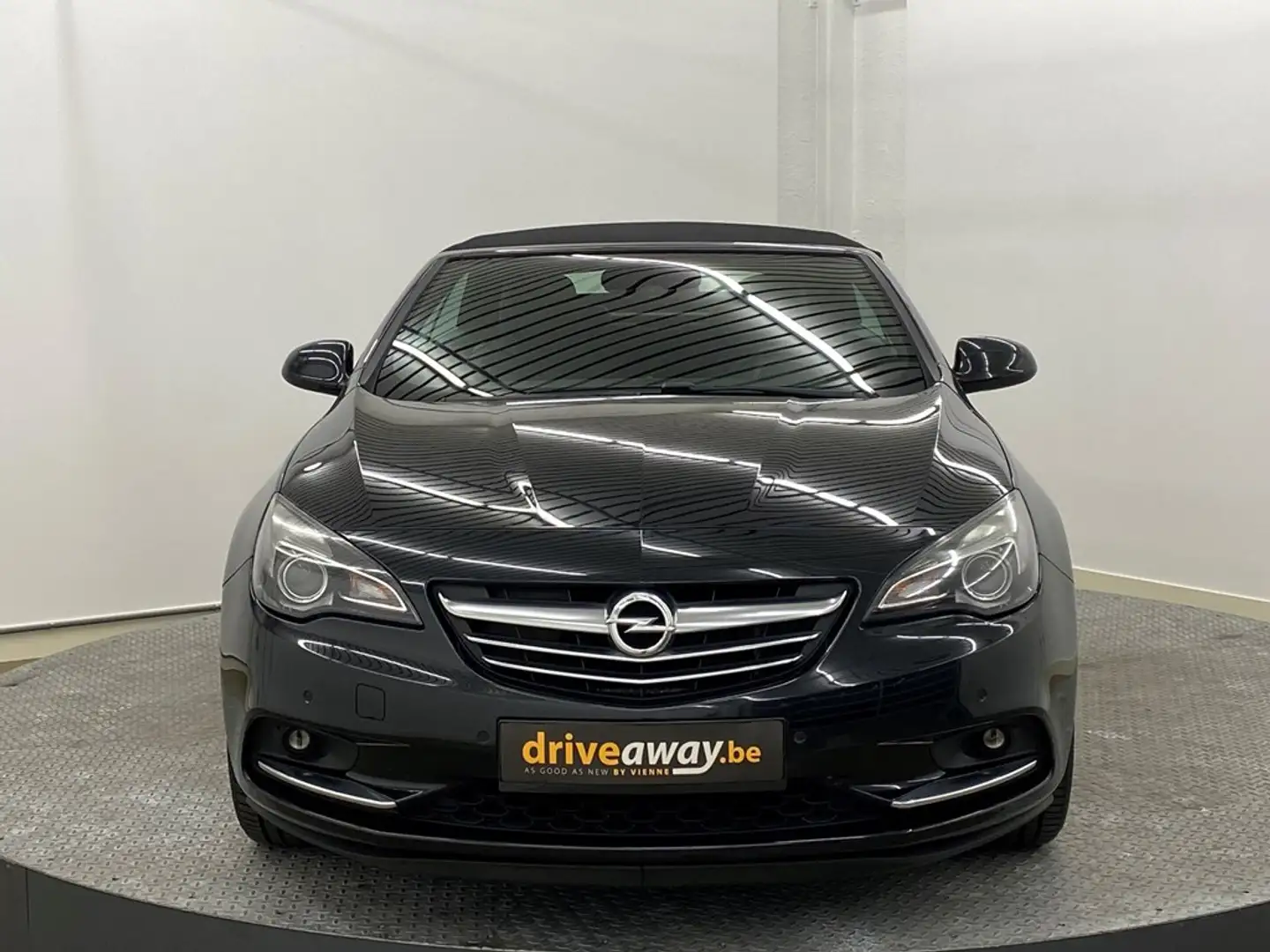 Opel Cascada 1.4 benz 140 pk in goede staat Noir - 2