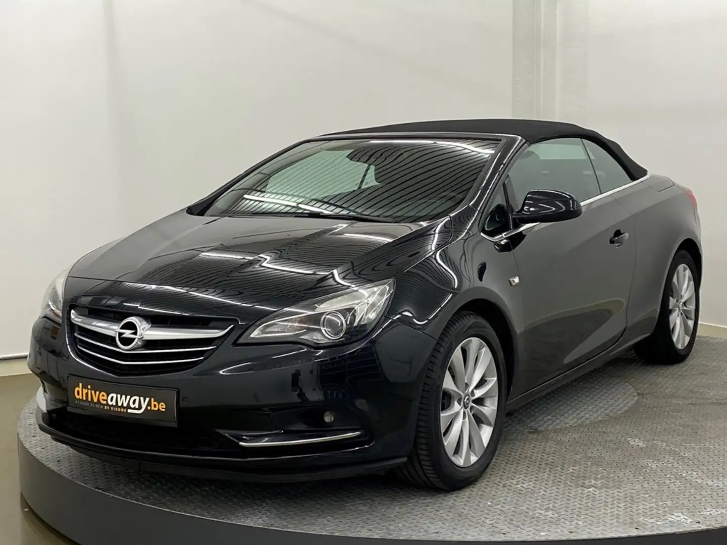 Opel Cascada 1.4 benz 140 pk in goede staat Noir - 1