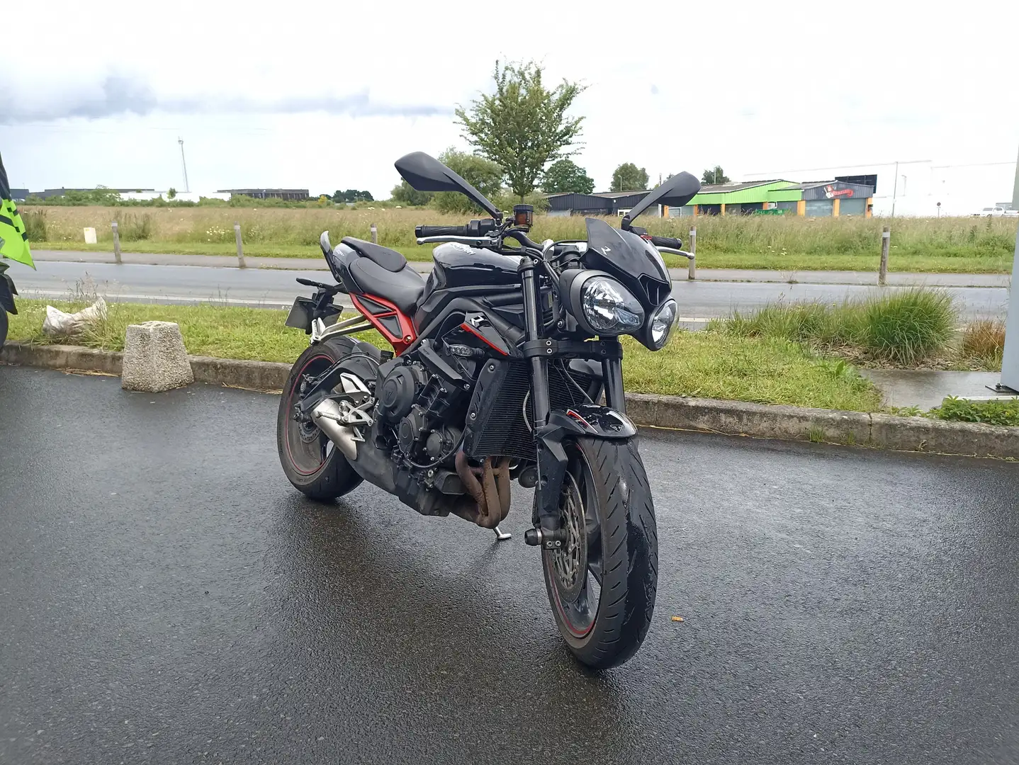 Triumph Street Triple 765 Black - 1