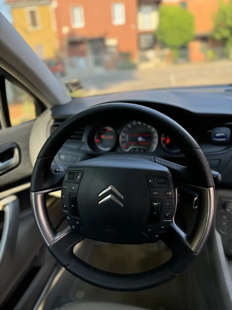 Citroen C5 2.2 hdi 16v SX auto - 1