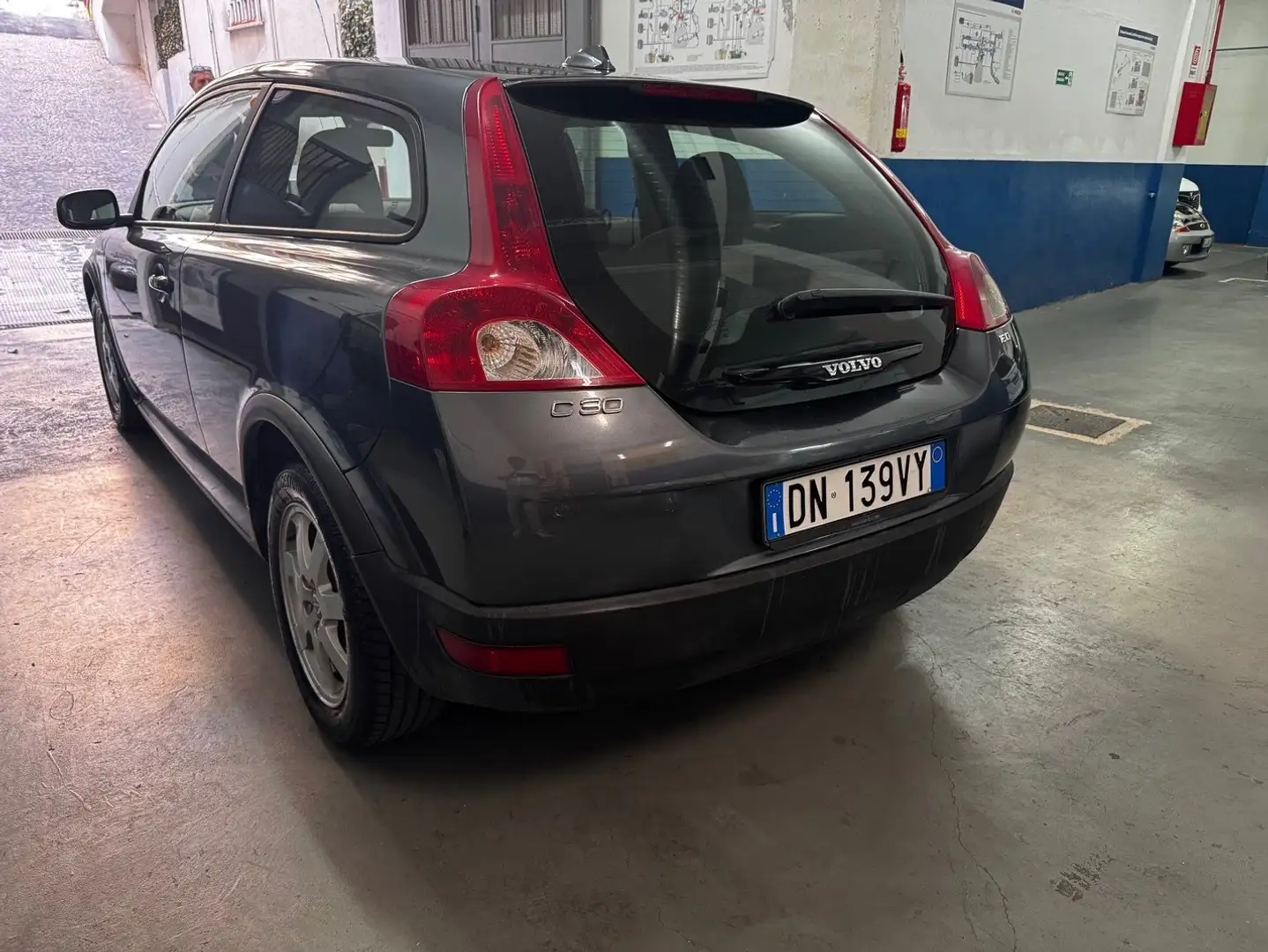Volvo C30 1.6d Kinetic Nero - 2