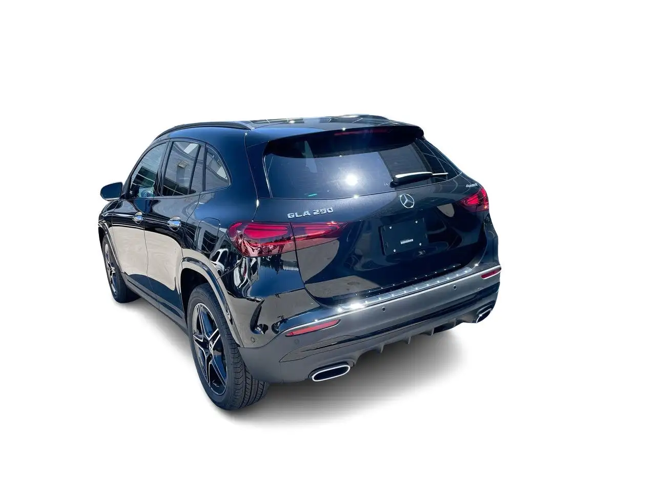 Mercedes-Benz GLA снимка Mercedes-Benz GLA