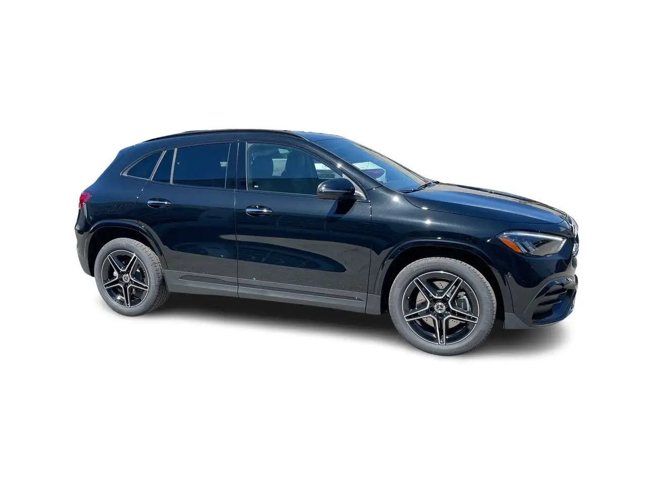 Mercedes-Benz GLA снимка Mercedes-Benz GLA