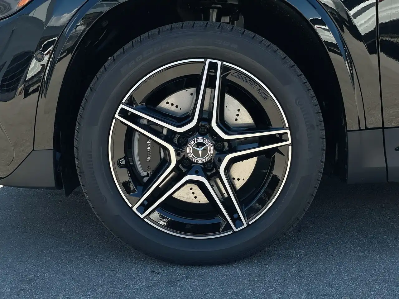 Mercedes-Benz GLA снимка Mercedes-Benz GLA