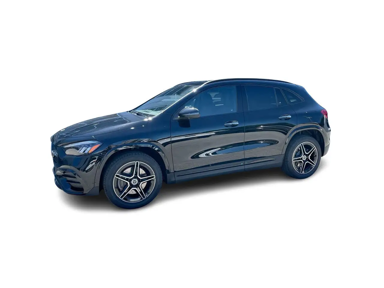 Mercedes-Benz GLA снимка Mercedes-Benz GLA