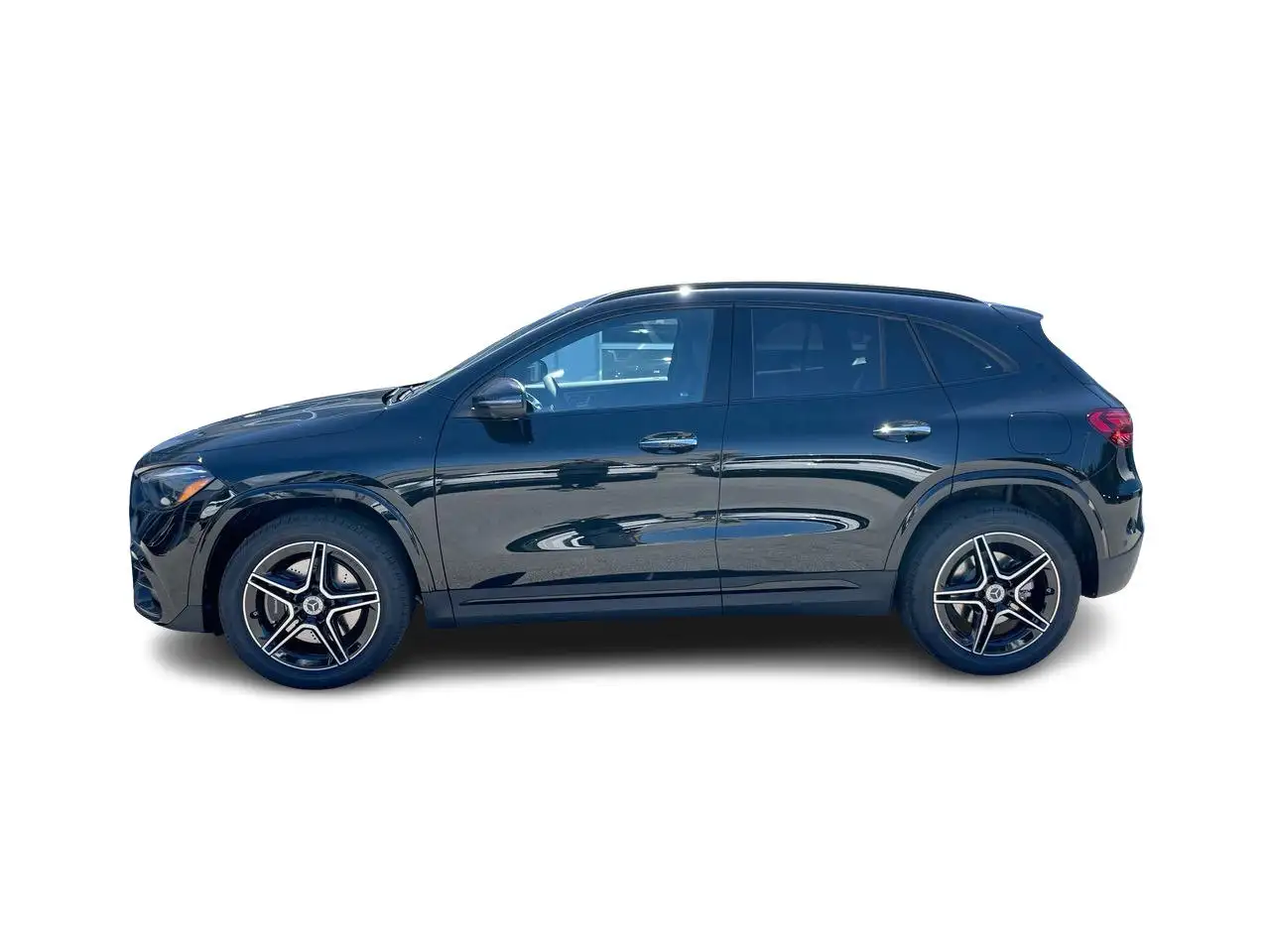 Mercedes-Benz GLA снимка Mercedes-Benz GLA