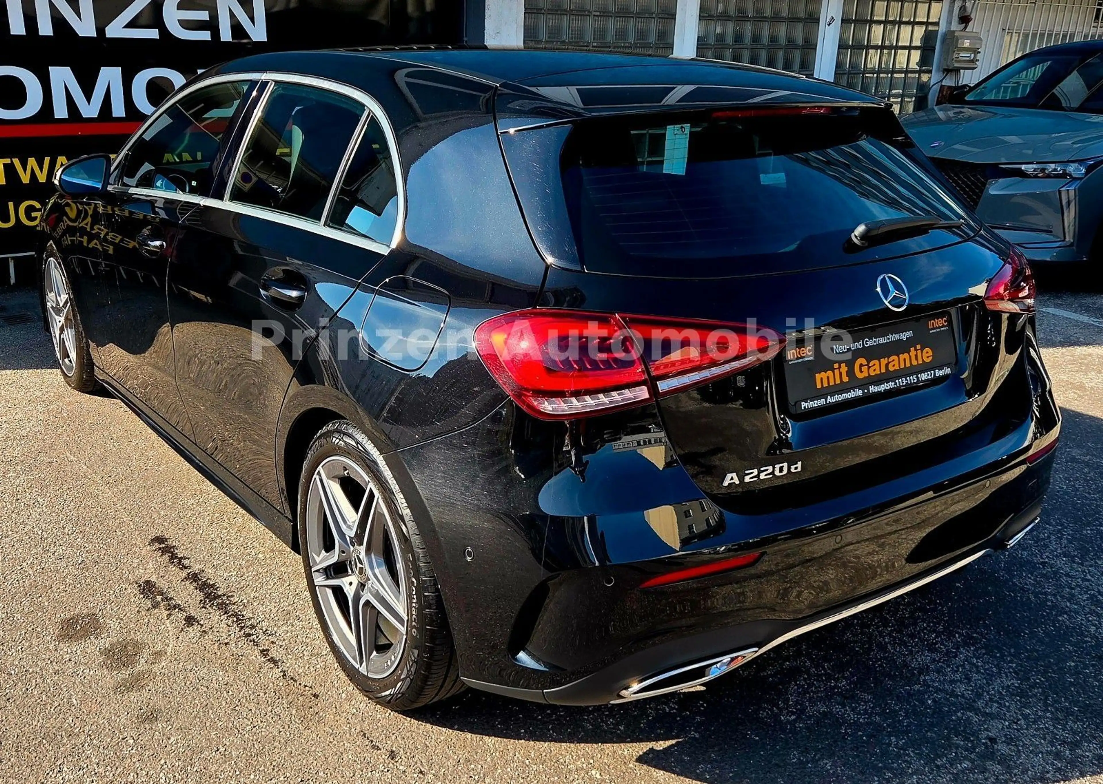 Mercedes-Benz A 220 d*Amg*Spur*Acc*R.Kamera*Led*Stzgh*Keyless — photo 5