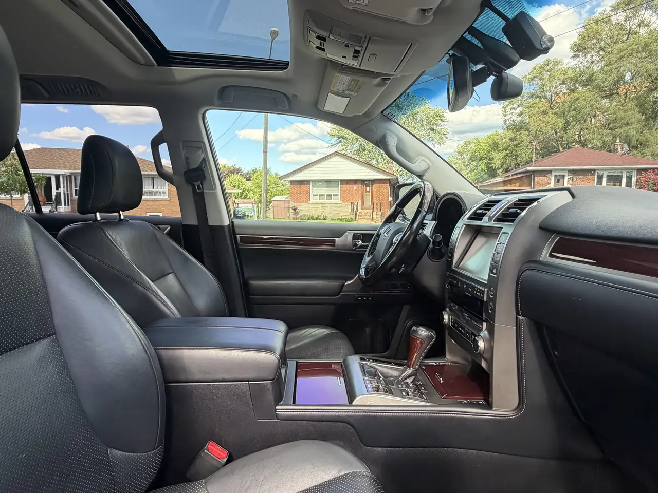 Lexus GX photo Lexus GX