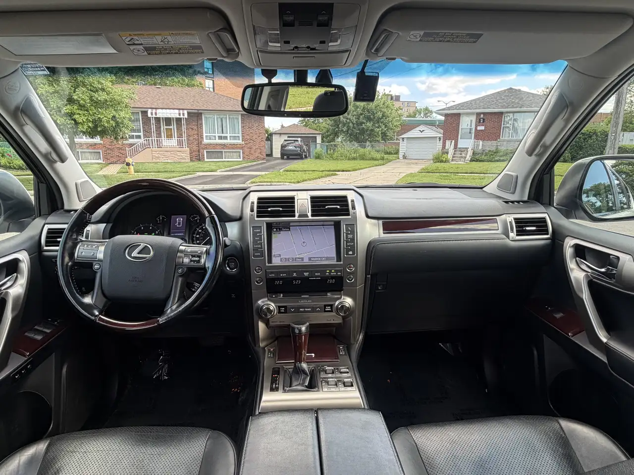 Lexus GX photo Lexus GX