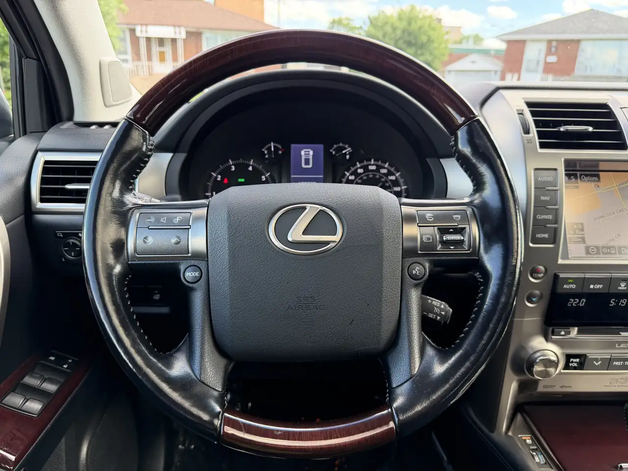 Lexus GX photo Lexus GX