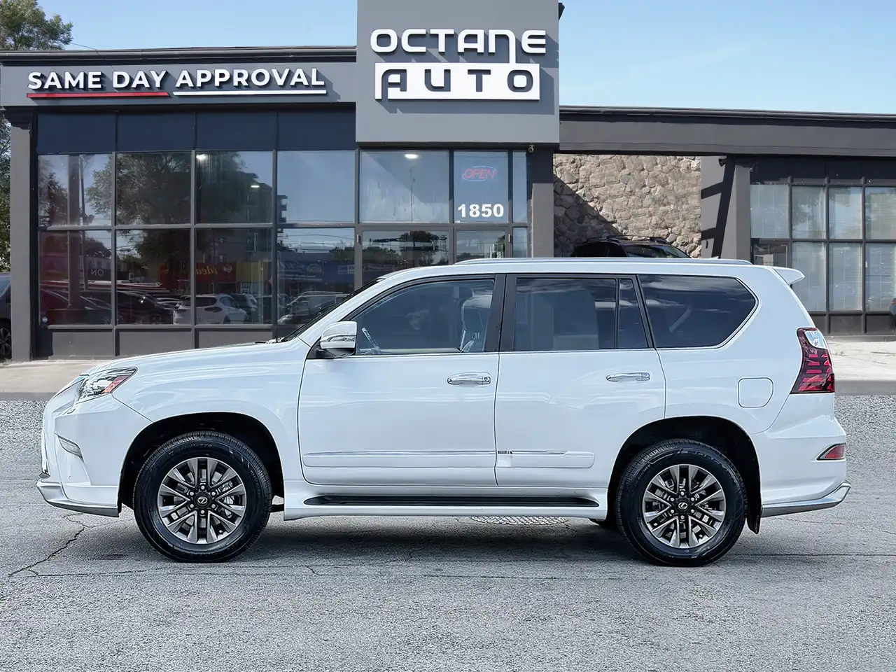 Lexus GX photo Lexus GX