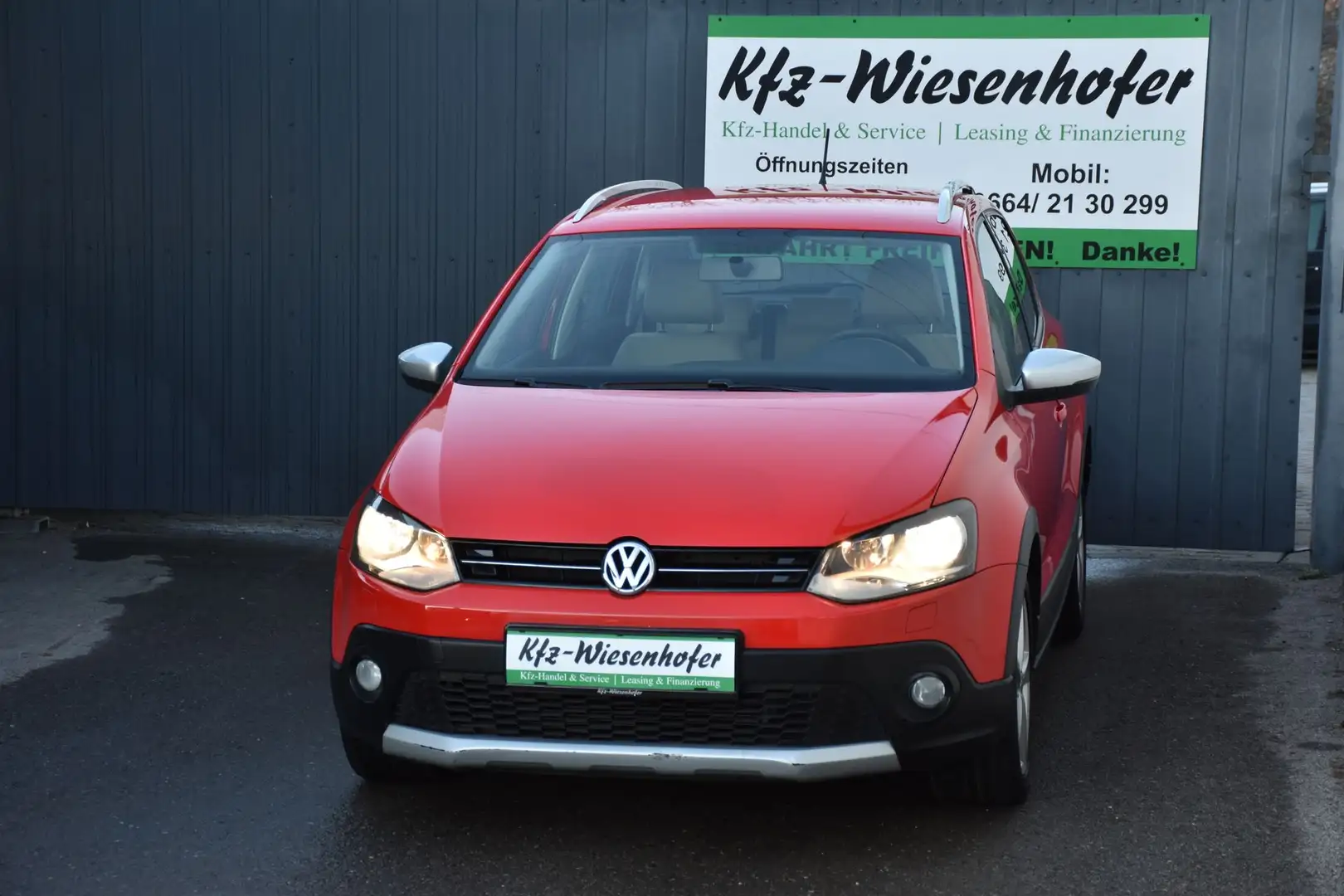 Volkswagen Polo Country 1,2 60 PS Rot - 2